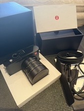 LEICA Q3 43 premium digital