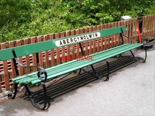 PHOTO  2002 BENCH SEAT ON