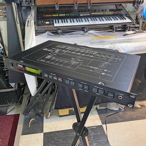 Yamaha tx81z tone module - tx81z, fm