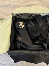 WestElla Burberry Boots