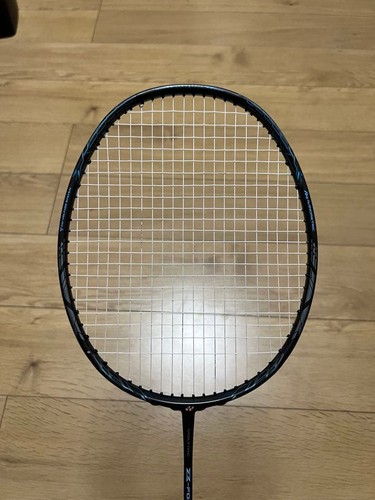 Yonex voltric force ii - z-force,