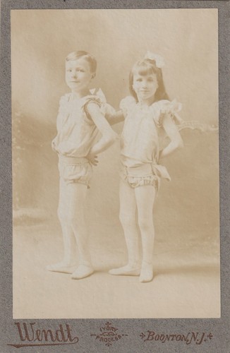 Antique cabinet card adorable - card:,