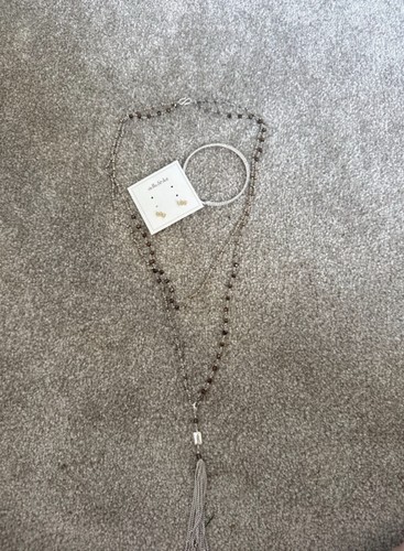 Stella dot jewellery set - &,
