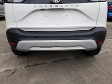 REAR BUMPER VAUXHALL CROSSLAND X MK1 FACELIFT WHITE G20 - PARK PILOT