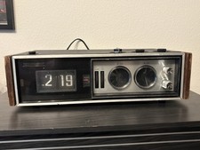 Vintage Panasonic RC-7469 Flip