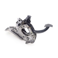 break pedal for Nissan 370