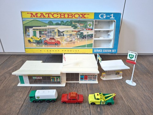 Matchbox service station - matchbox,