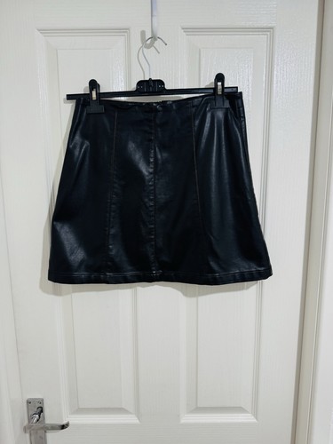 Black faux leather mini skirt - black,