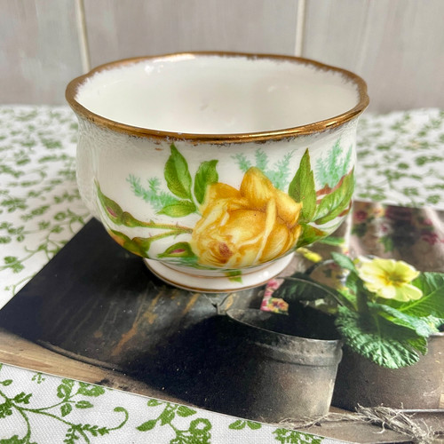 Vintage royal albert yellow - albert,