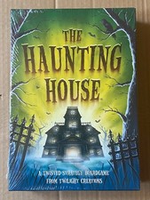 The Haunting House, Board