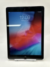 Apple iPad Air 1st Gen. 32GB Wi-Fi 9.7in - Space Grey