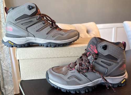 Womens size the north face - size,