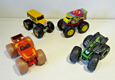 Psycho Fuel Academy Toro Loco Ratical 4 Hot Wheels Monster Jam Trucks 1:64 BK4