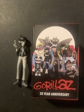 Superplastic x Gorillaz Mini Series Vinyl Art Figures – Murdoc (greyscale)