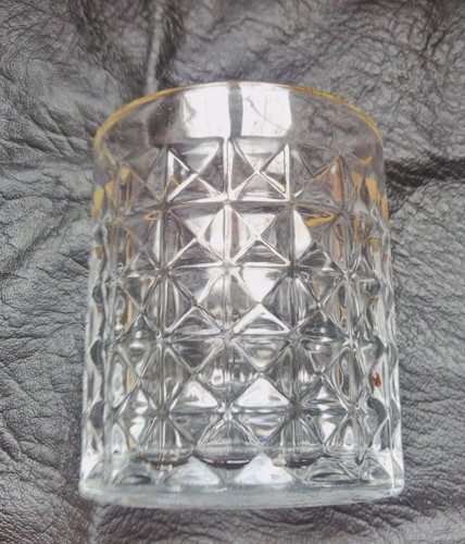 Patterned drinking glass gold - glass,