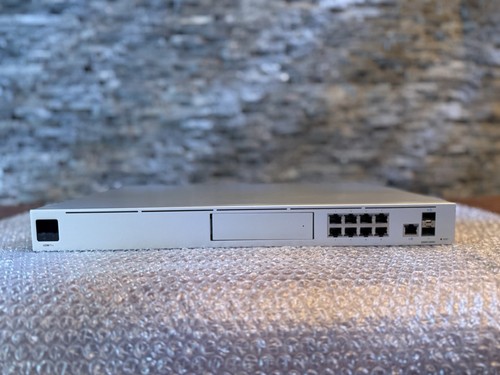 Ubiquiti unifi dream machine - ubiquiti,