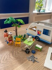 Playmobil Set 3236 Leisure Family Vacation Camper. Used - Good Condition