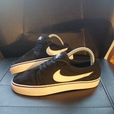 Nike SB Low Black Suede UK 5  Nice Smart  Shoes. Loads Of Life Left Good Pair