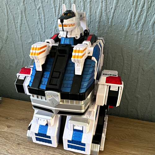 Power rangers d - s.p.d, delta