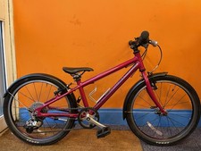 Islabikes Beinn 20 Small In Cherry Pink Purple Kids Bike Mudguards Stand