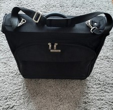 Carlton Suit/Clothes Shoulder Case Inside Compartment With Hanger + Zip Pockets