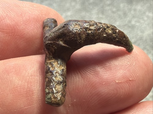 Roman bronze childs fibula - bronze,