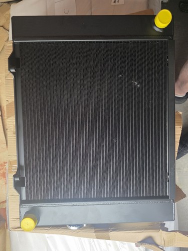 Radiator jcb part - radiator,