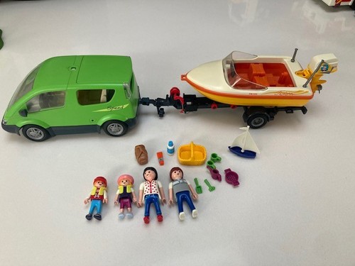 Playmobil car and boat - ,