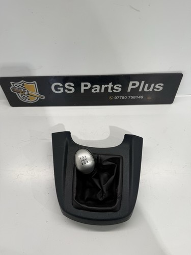 Ford fiesta dash panel - fiesta, centre