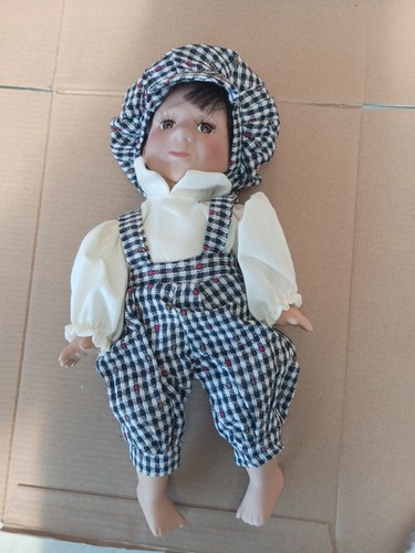Vintage pals go - vintage,
