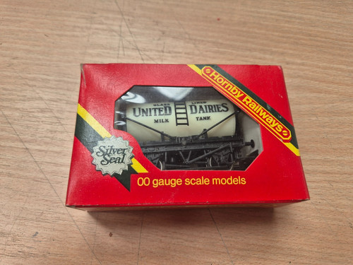 Hornby railways 007 united - hornby, r.007