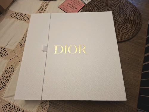 Dior gift box - dior, x