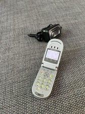 Motorola V66i Flip Mobile