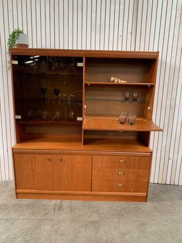 Drinks display cabinet - drinks,