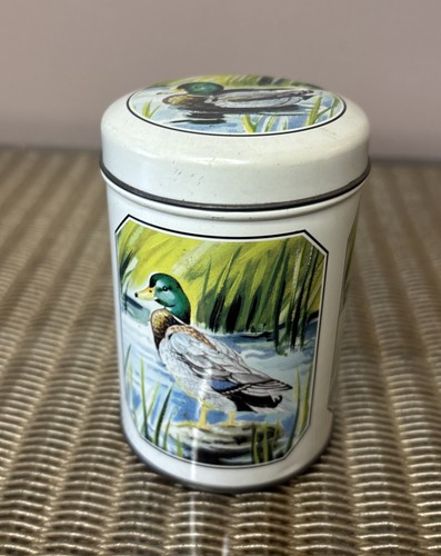 Vintage mallard duck metal - duck, tin