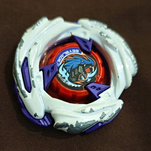 Hasbro tomy beyblade meteor - beyblade,