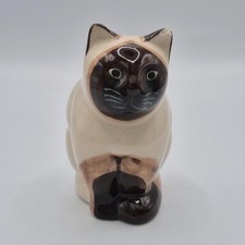 Quail Ceramics Sitting Siamese