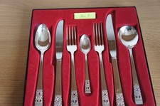 oneida hampton court 7 piece