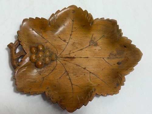 Carved wooden leaf bowl - carved,
