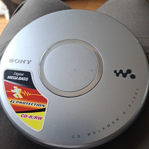 Sony walkman ej021 portable - sony,
