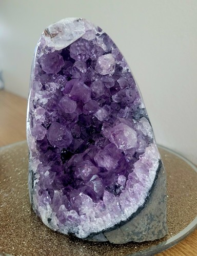 Extra large natural - large, amethyst