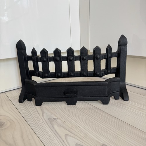 Black cast iron fire - black,