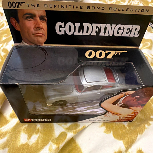 Corgi 007 definitive bond - definitive,