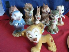 BESWICK  DAVID HANDS ANIMALAND