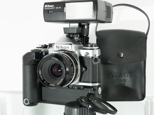 Nikon 35mm film camera - fe,