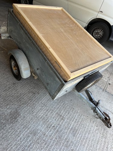 Small single axle trailer - axle,