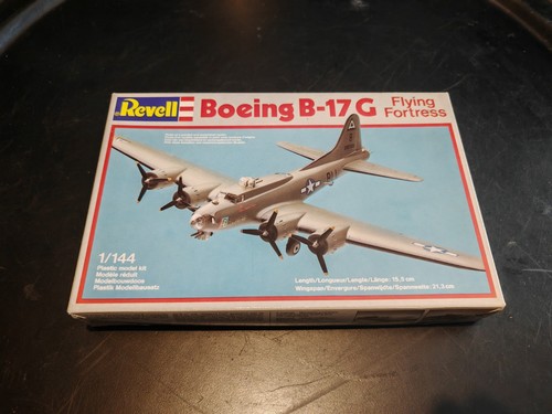 Vintage 1983 revell boeing - revell,