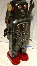 SY  YONEYA VTG  MECHANICAL TINPLATE  ROBOT 1960s era W/UP 