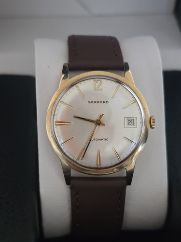 Vintage 9ct solid gold - solid,