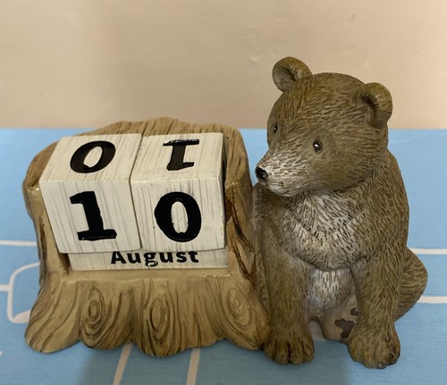 Wood effect bear perpetual - wood,